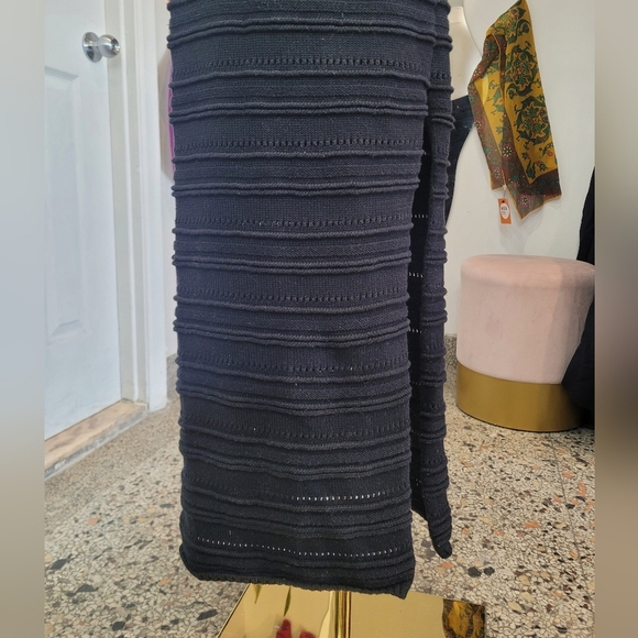 Dynamite Black Textured Maxi Skirt - Picture 2 of 8